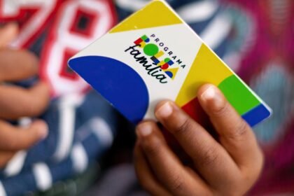 Caixa começa a pagar Bolsa Família de abril