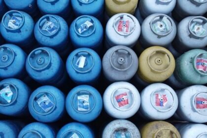 Caixa libera vale-recarga do programa Gás do Povo a 206 mil famílias