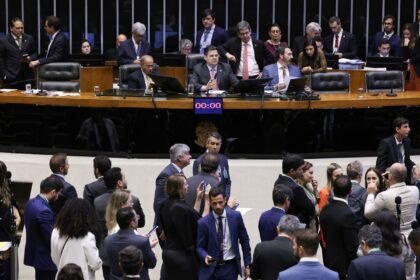 Congresso vota em 30 de abril veto de Lula a PL da Dosimetria