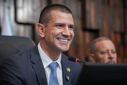 Douglas Ruas é eleito presidente da Assembleia Legislativa do Rio