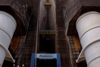 Energia solar em Itaipu tem potencial para dobrar capacidade da usina