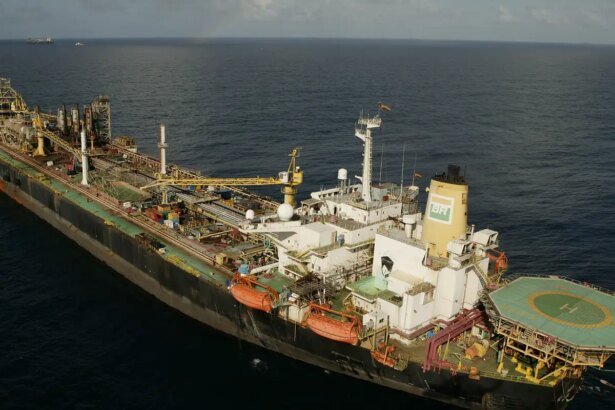 Governo recorre de liminar que barra imposto na exportação de petróleo