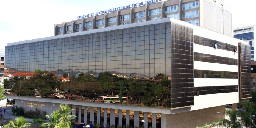 Júri condena ex-PM pelo assassinato do bicheiro Fernando Iggnácio