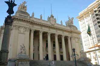 Justiça nega liminar para suspender eleição para presidência da Alerj