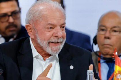 Lula defende fim da 6x1 e diz que ganhos não podem valer só para ricos
