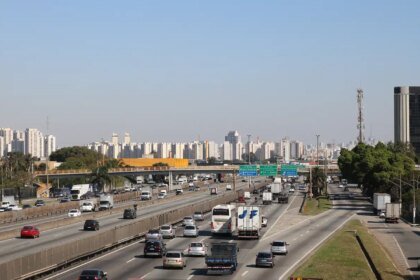 MPRJ pede suspensão das obras na Via Dutra, após risco de alagamento