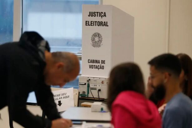 Número de eleitores com mais de 60 anos cresceu 74%, aponta pesquisa