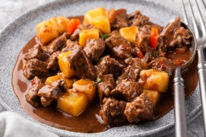 Carne de panela cozida na pressão