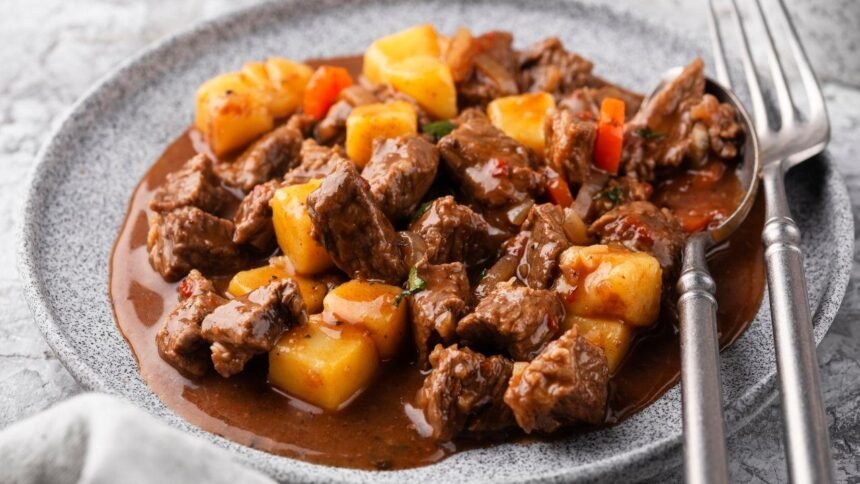 Carne de panela cozida na pressão