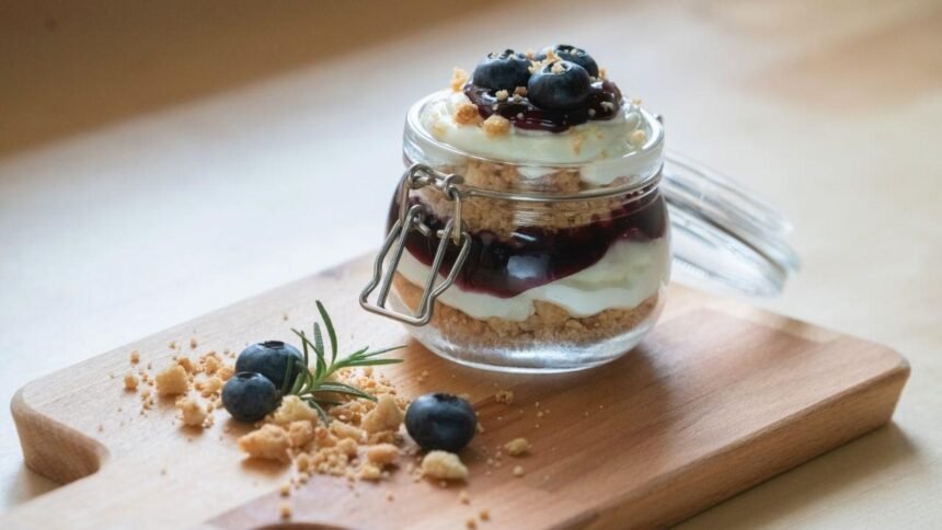 Potes de vidro: Como reaproveitá-los com estilo e economia