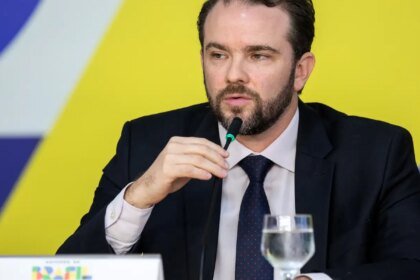 Proposta de subsídio ao diesel importado tem adesão de 25 estados