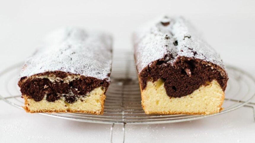 Pequenos erros no preparo podem deixar o bolo solado no centro