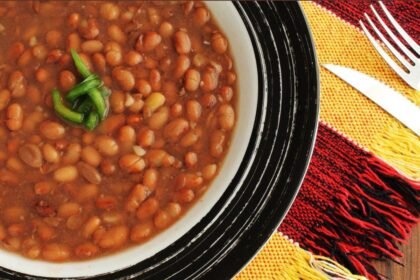 Imagem de um prato de feijão