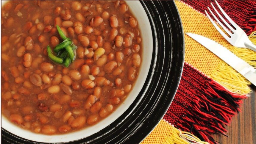 Imagem de um prato de feijão