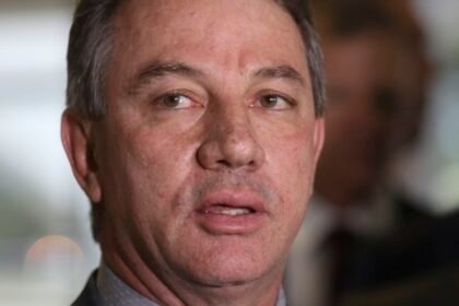 TSE adia conclusão de julgamento que pode cassar governador de Roraima