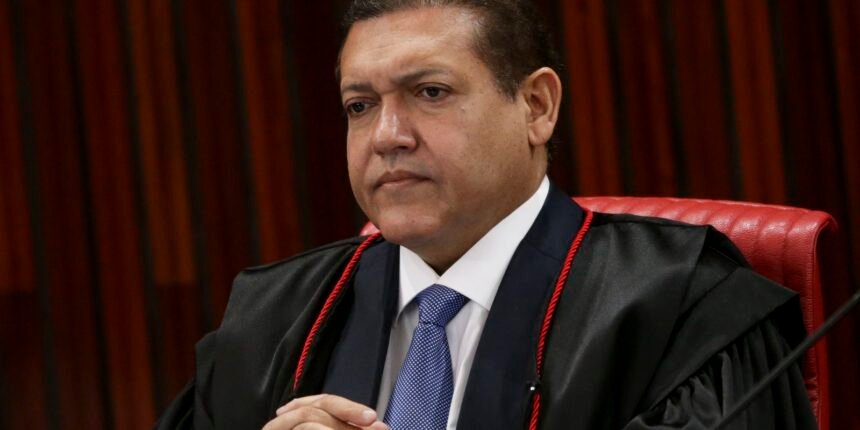 TSE elege Nunes Marques presidente da Corte; Mendonça será vice