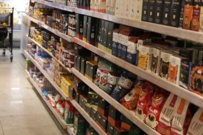 Vendas do varejo avançam 0,6% e atingem novo recorde em fevereiro