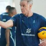 Bernardinho anuncia os inscritos do Brasil na Liga das Nações de Vôlei