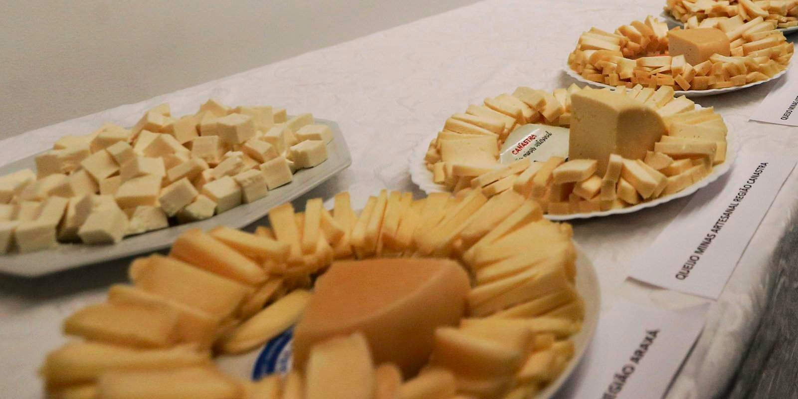 Brasil começa a importar queijo mais barato após acordo Mercosul–UE