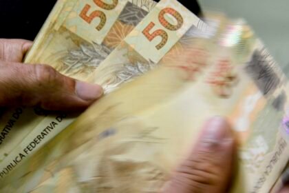 Caixa começa a pagar Bolsa Família de maio