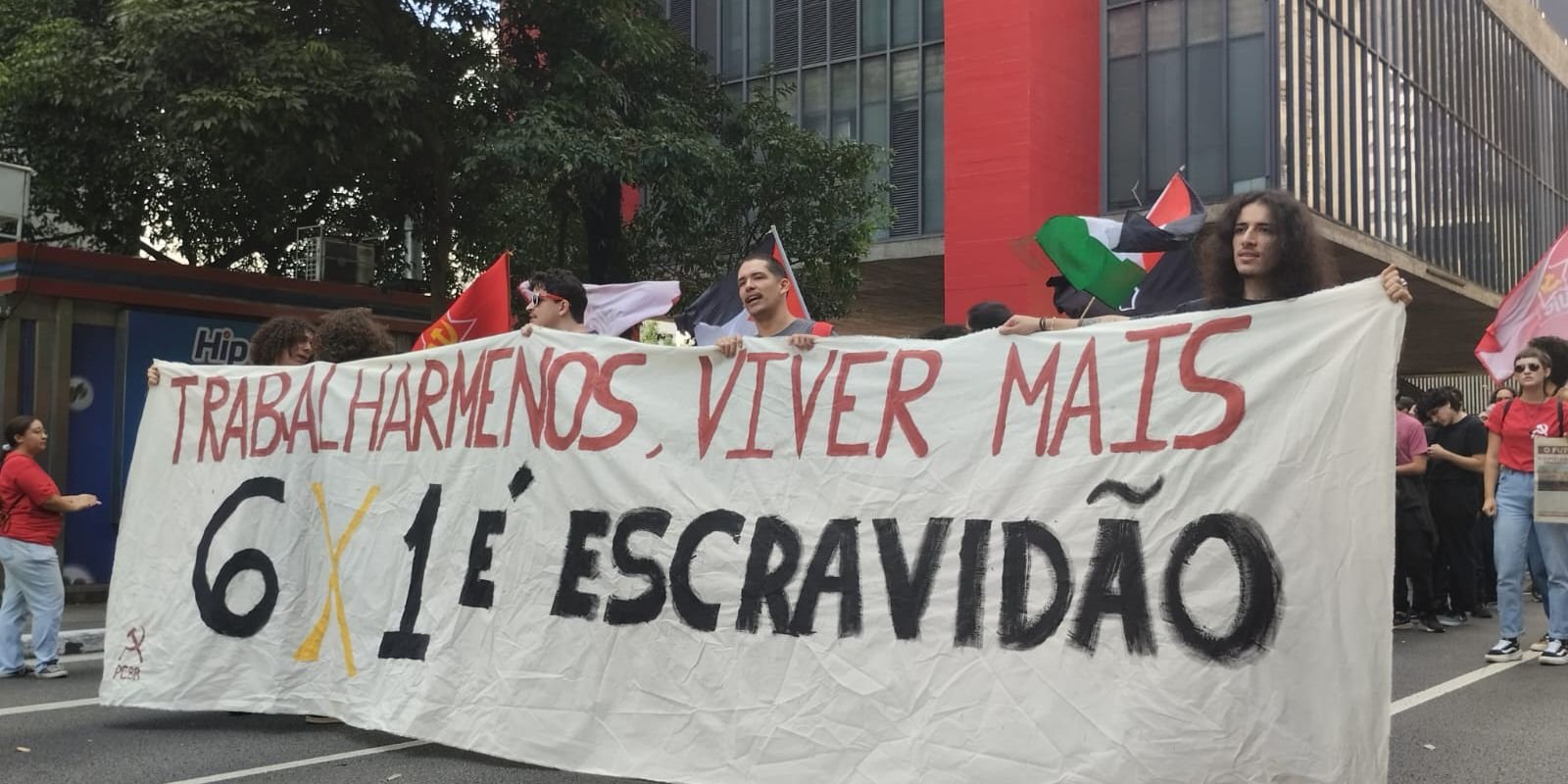 Fim da escala 6x1: mais tempo para descanso e família é prioridade
