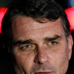 Flávio Bolsonaro admite cobrança a Vorcaro, mas nega crime