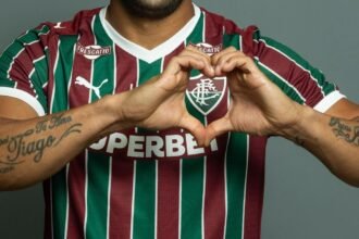 Fluminense anuncia a contratação do atacante Hulk
