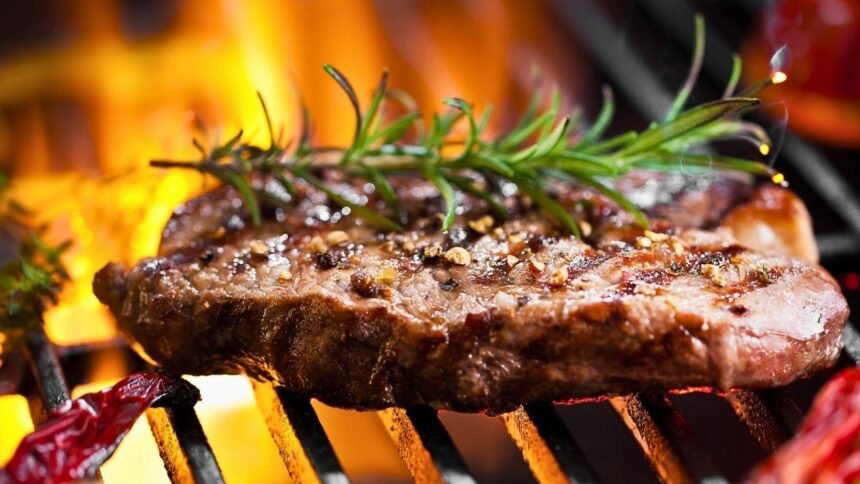 Fogo alto, médio ou baixo? Saiba o momento certo de usar em carnes
