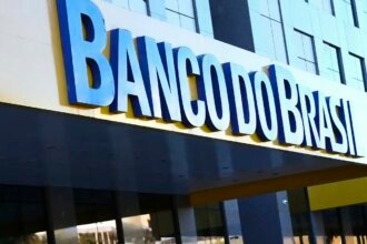 Lucro do Banco do Brasil cai 54% com avanço da crise no agro