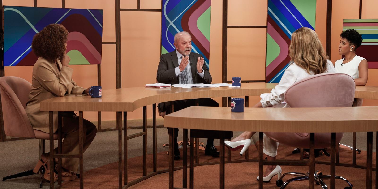 Lula diz que monitora preço dos combustíveis todos os dias