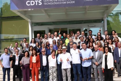 Lula pede que governador do RJ trabalhe para prender milicianos