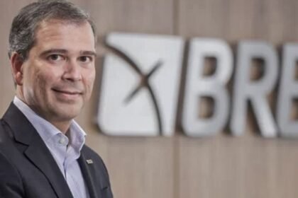 Mendonça autoriza transferência de ex-presidente do BRB para Papudinha