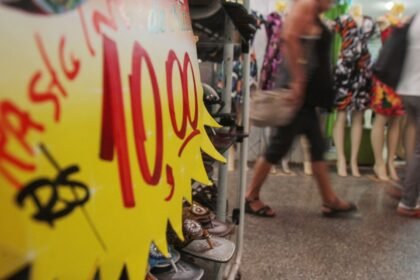Mercado eleva previsão da inflação para 4,91% este ano