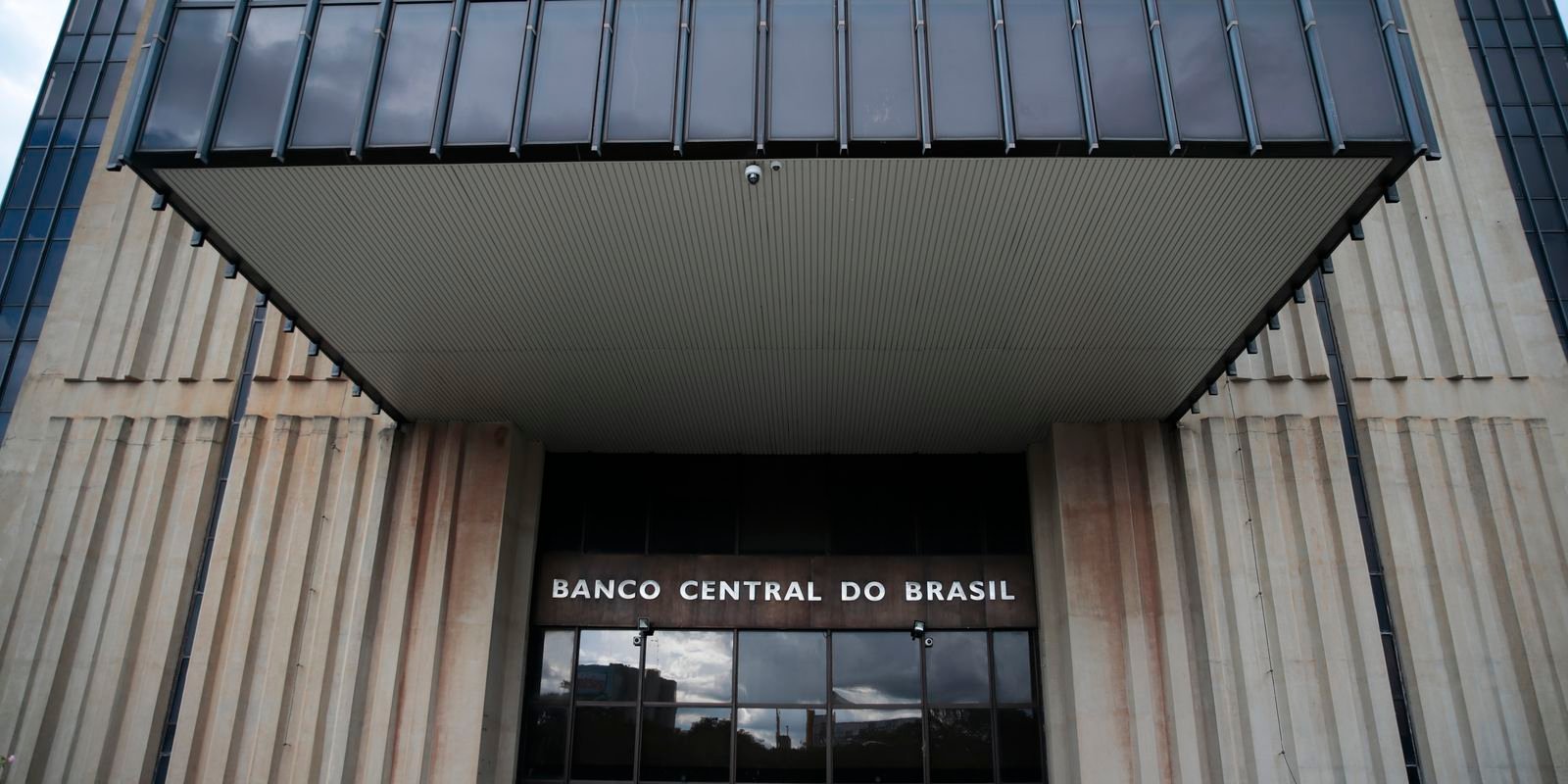 Mercado projeta inflação de 4,92% em 2026