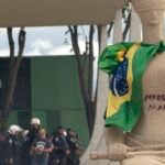 Moraes rejeita revisar pena de Débora do Batom, condenada pelo 8/1