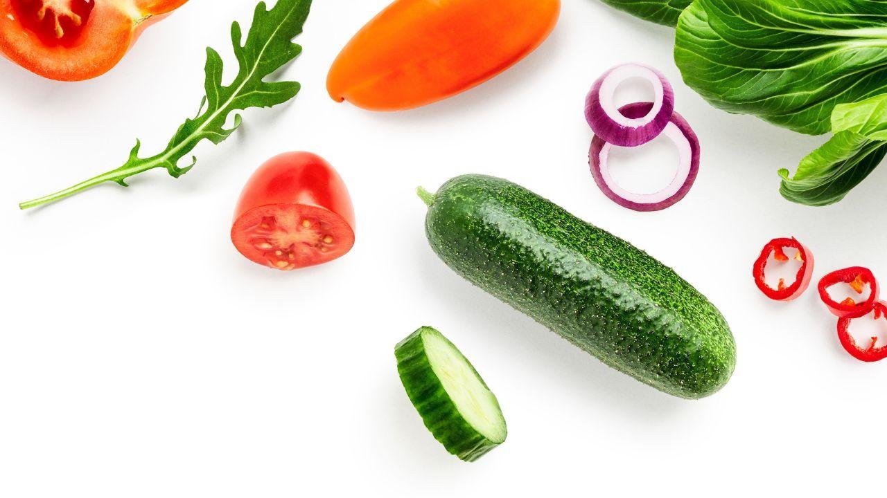 Pepinos e tomates