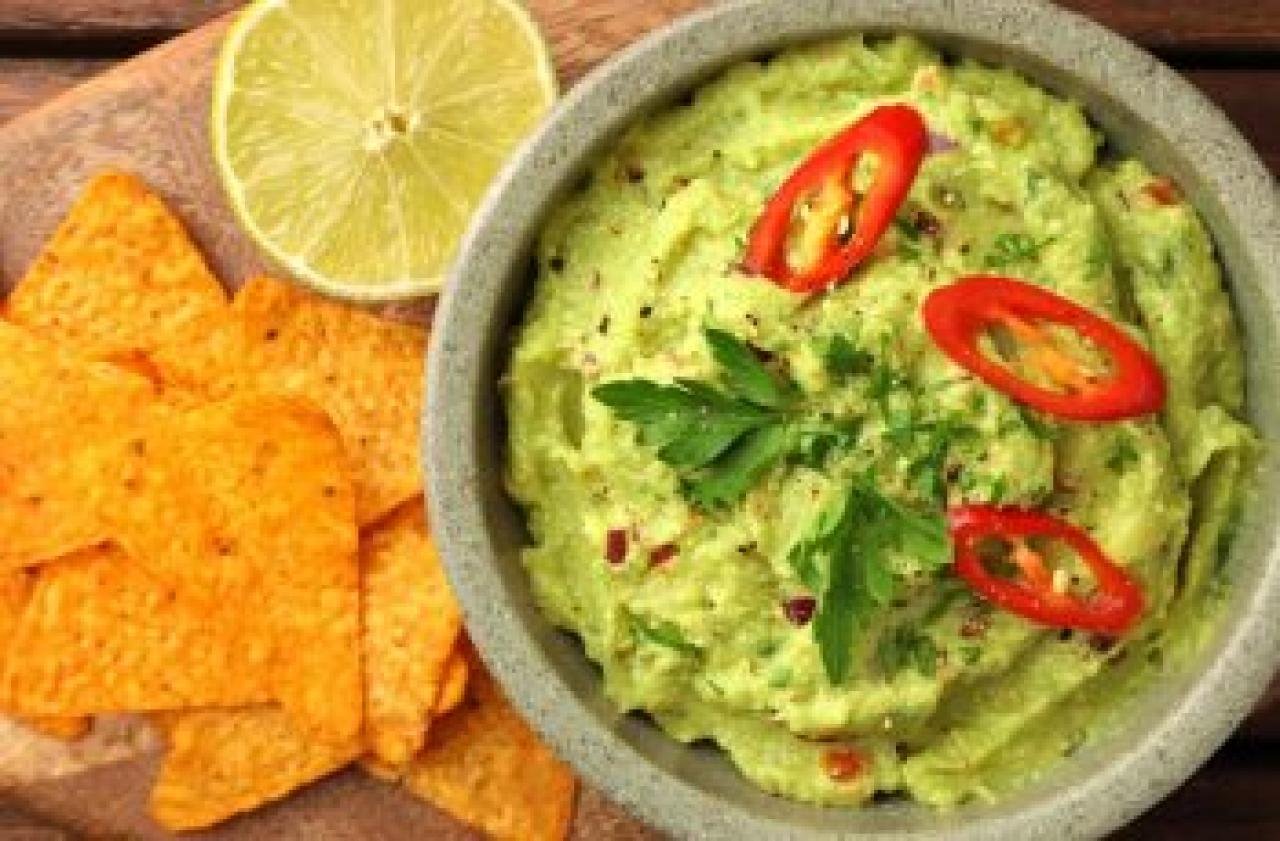 Aprenda receitas práticas de tacos, burritos e guacamole para preparar uma noite mexicana cheia de sabor em casa