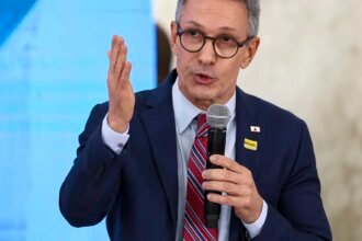 PGR denuncia Zema por calúnia contra Gilmar Mendes
