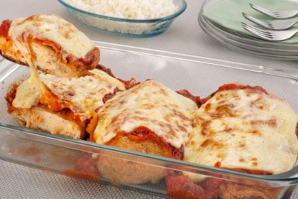 Parmegiana prática e econômica: veja receita com poucos ingredientes