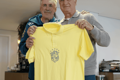 Pentacampeão com a seleção, Felipão é homenageado na Granja Comary