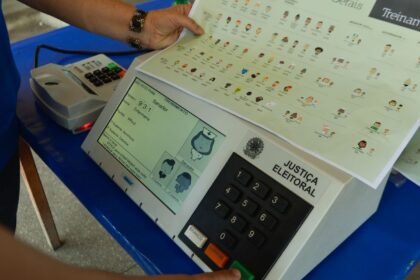 Prazo para tirar ou regularizar título de eleitor termina nesta quarta