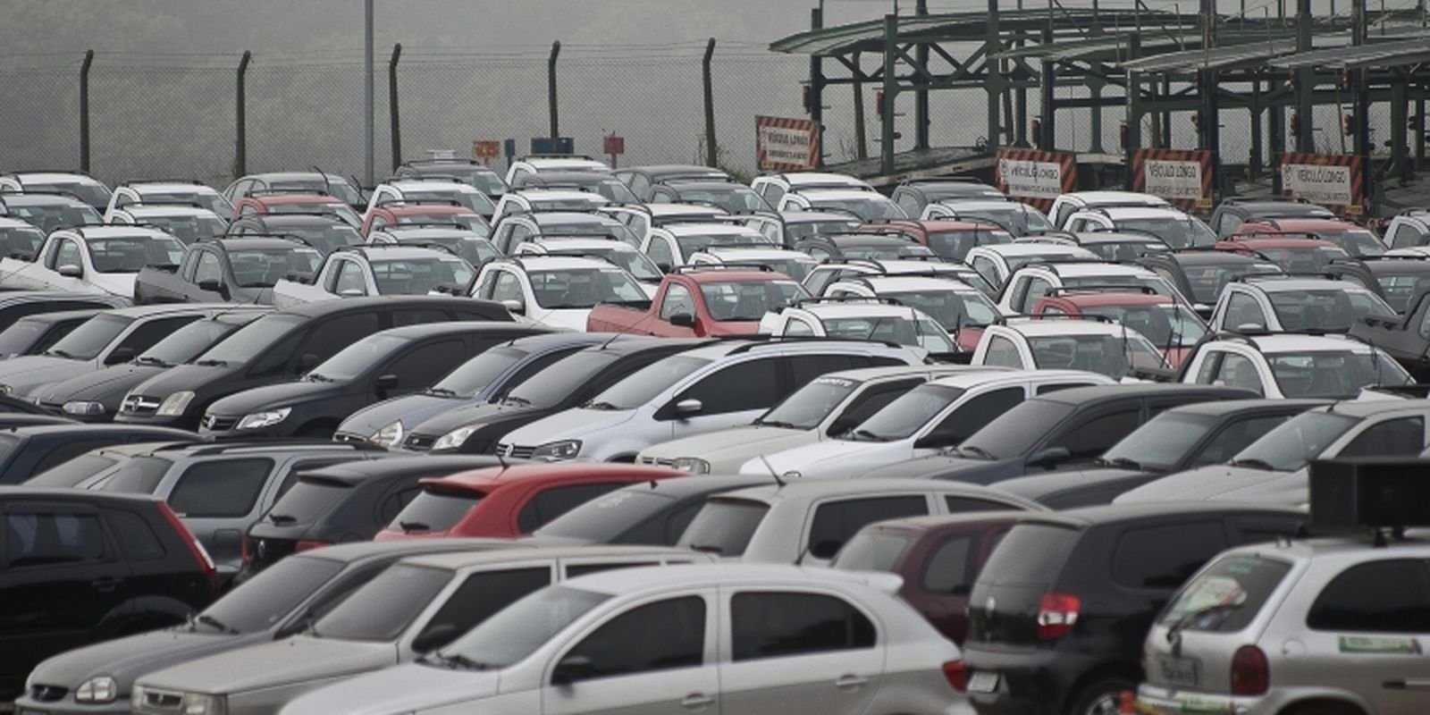 Produção de veículos cresce 2,4% em abril, diz Anfavea