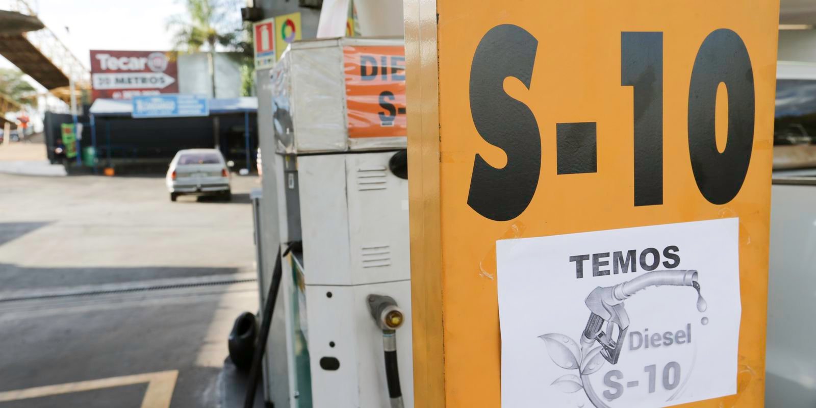 Rússia lidera venda de diesel ao Brasil durante guerra no Irã
