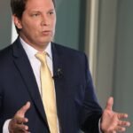 STF não consegue notificar Mário Frias sobre filme de Bolsonaro