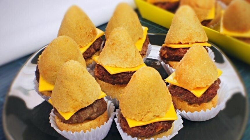 Você teria coragem? 5 sabores de coxinha diferentes que viralizaram