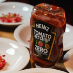 O ketchup pode ser utilizado em receitas sofisticadas e surpreendentes, indo muito além dos lanches tradicionais