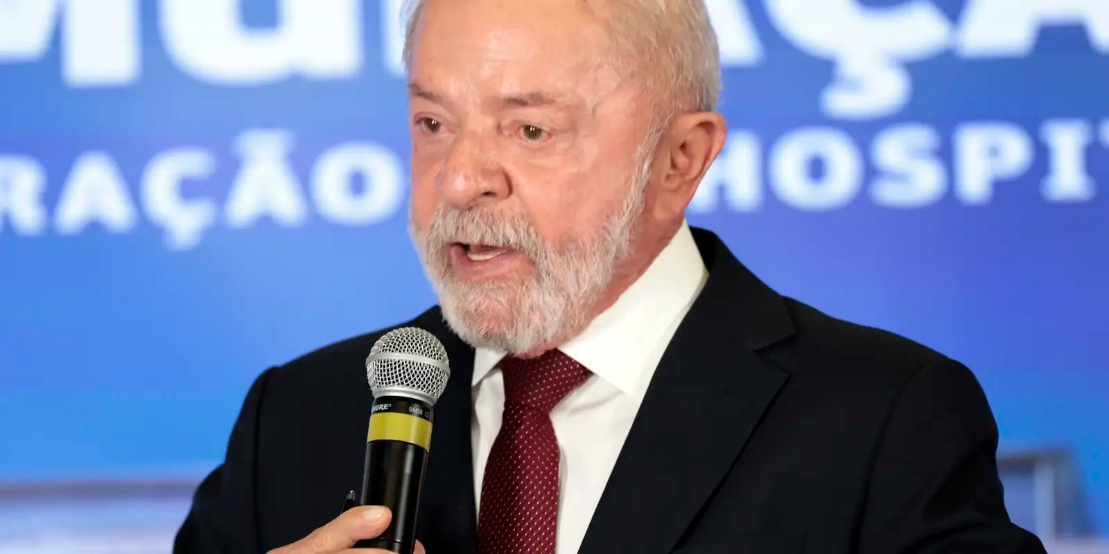 A pedido de Lula, ministro da Defesa irá à Venezuela na próxima semana