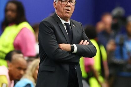 Ancelotti explica estratégia e cogita Endrick titular nas oitavas