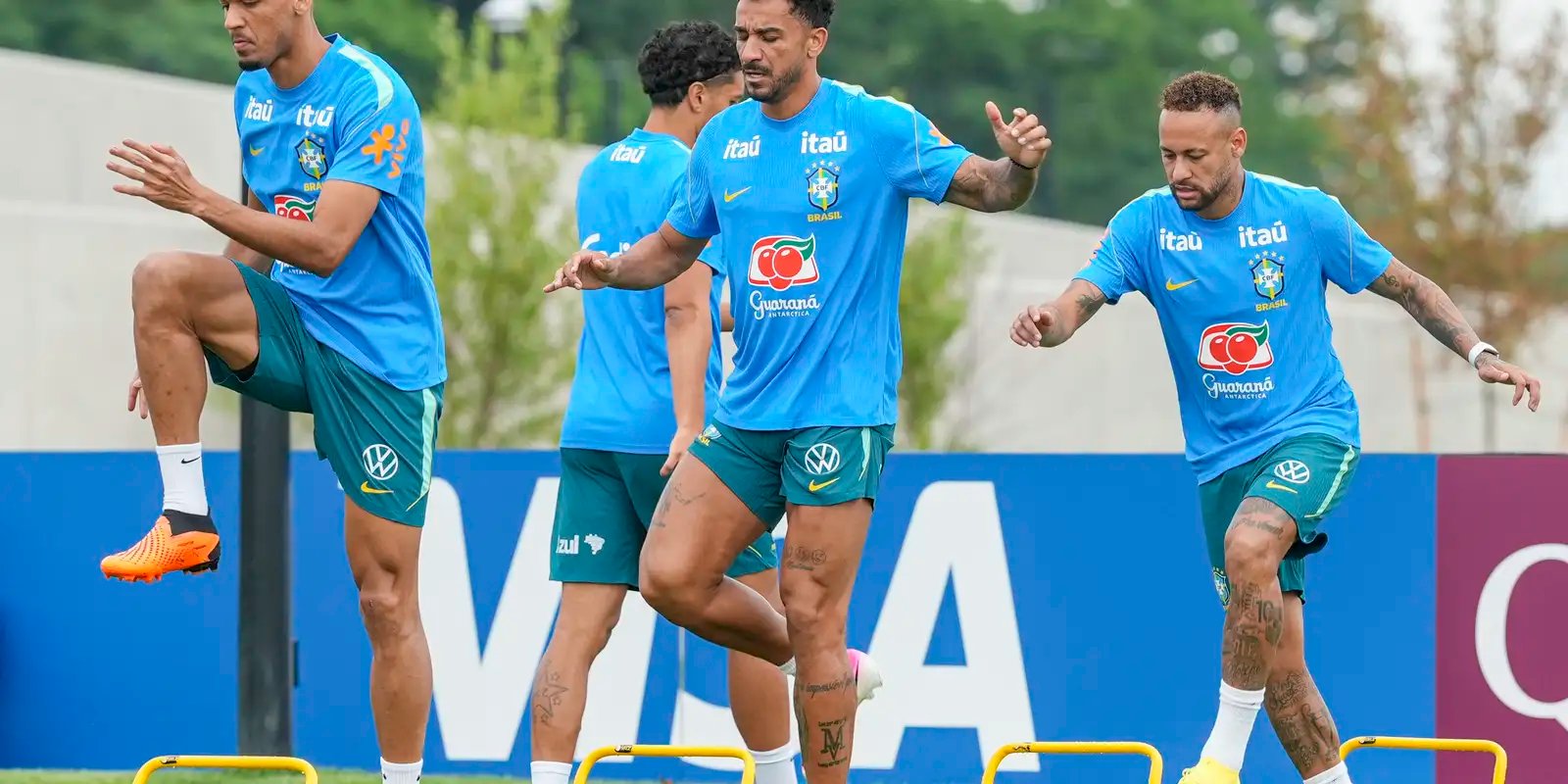 Brasil faz penúltimo treino e viaja para o Texas onde enfrenta Japão