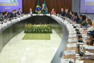 Brasil vai buscar novos parceiros para dimunuir impactos comerciais